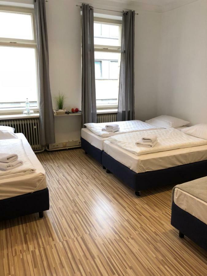 Downtown City - Privaterooms Fuerth Exterior photo